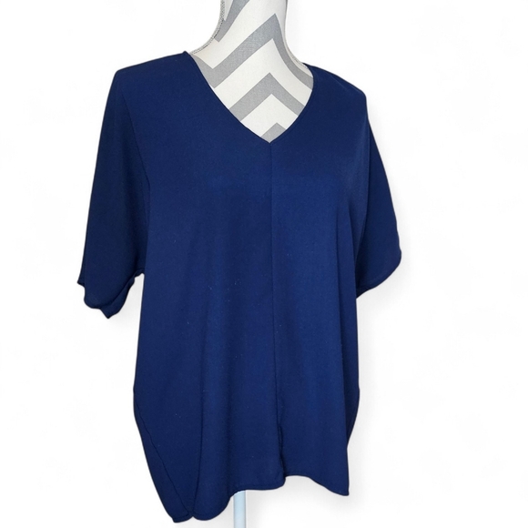 Worthington Tops - ​Worthington Navy Blue V-Neck Short Sleeve Blouse Size Med